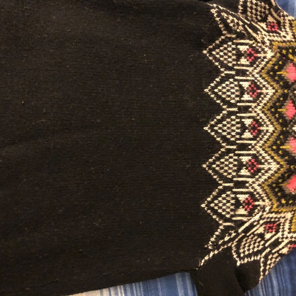 Sweater - Picture 2 of 2